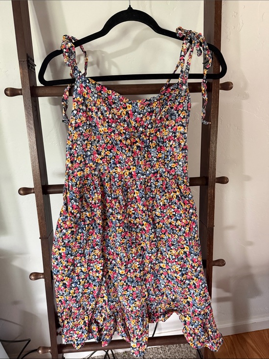 Old Navy Dresses & Skirts - Floral Tie-Shoulder Sundress - Multicolor
